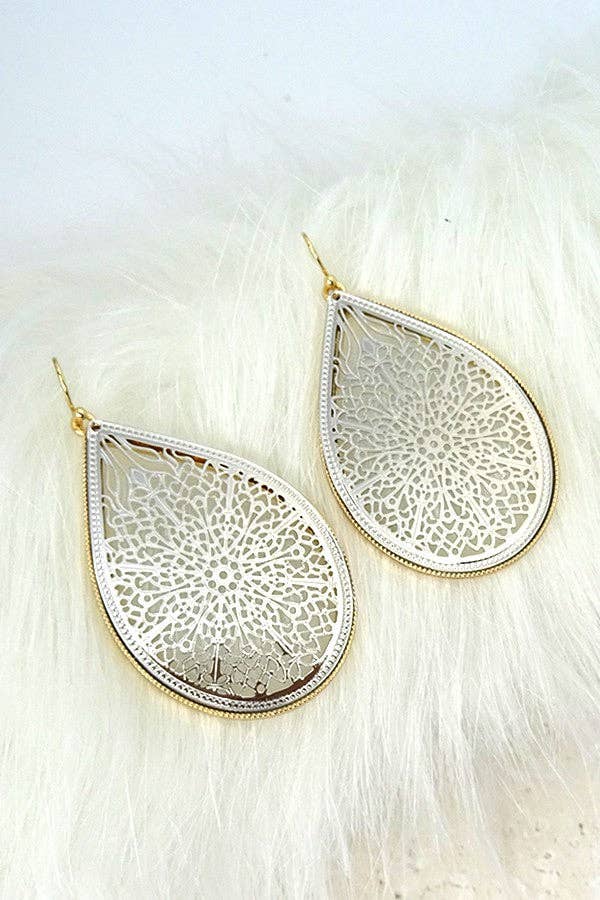 Filigree teardrop earring