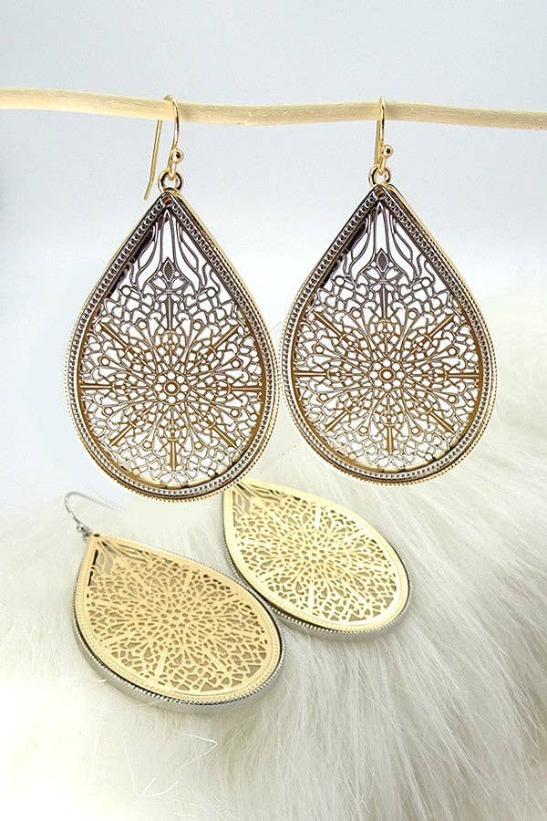 Filigree teardrop earring